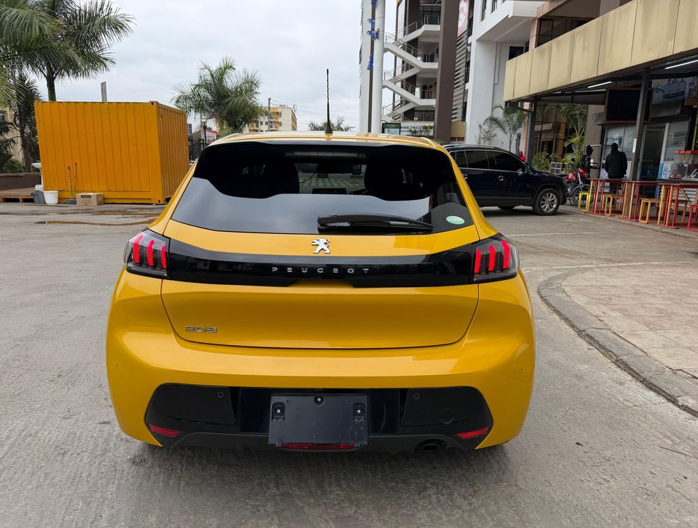 PEUGEOT 208 ALLURE NEWSHAPE - PRG Motors Ltd