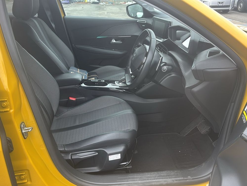 PEUGEOT 208 ALLURE NEWSHAPE - PRG Motors Ltd
