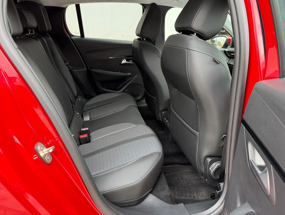 PEUGEOT 208 ALLURE NEWSHAPE - PRG Motors Ltd
