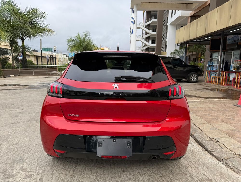 PEUGEOT 208 ALLURE NEWSHAPE - PRG Motors Ltd