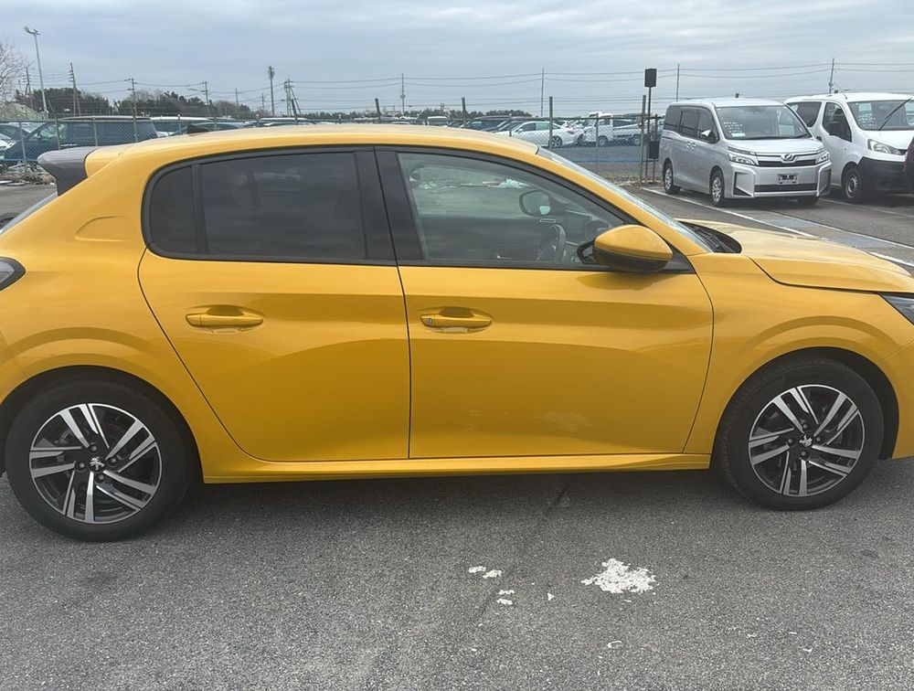 PEUGEOT 208 ALLURE NEWSHAPE - PRG Motors Ltd