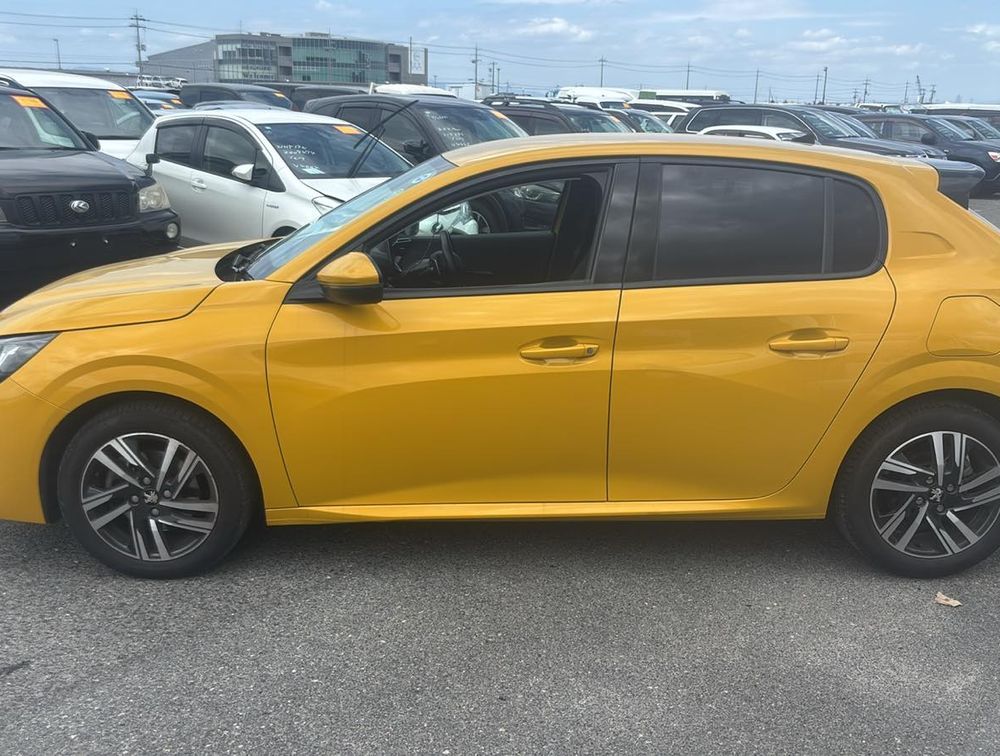 PEUGEOT 208 ALLURE NEWSHAPE - PRG Motors Ltd