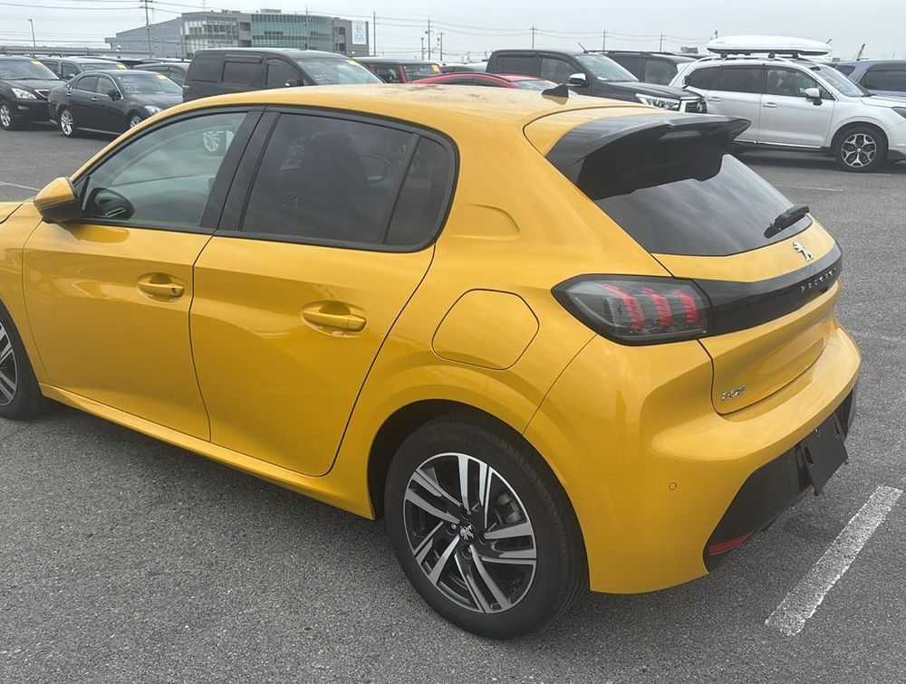 PEUGEOT 208 ALLURE NEWSHAPE - PRG Motors Ltd