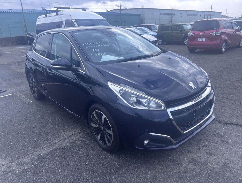 PEUGEOT 208 ALLURE