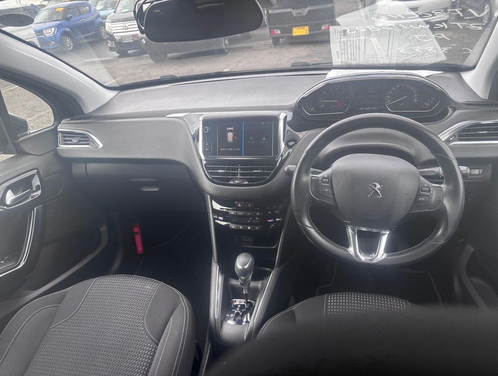 PEUGEOT 208 ALLURE - PRG Motors Ltd