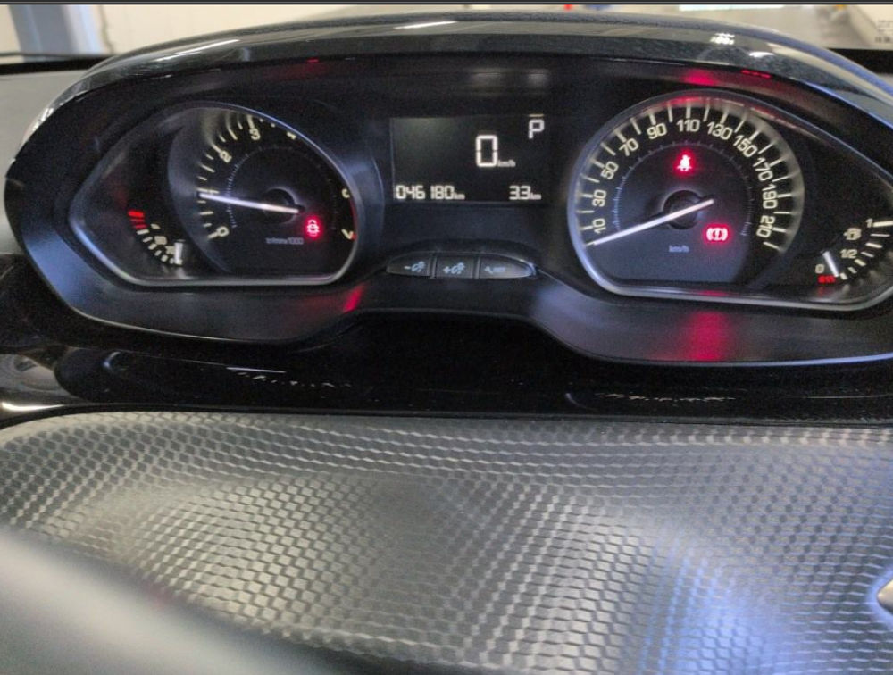 PEUGEOT 208 ALLURE - PRG Motors Ltd
