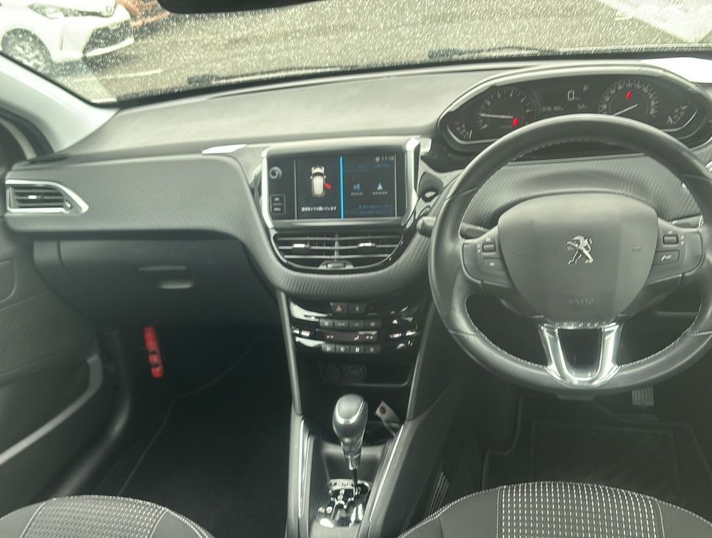PEUGEOT 208 ALLURE - PRG Motors Ltd