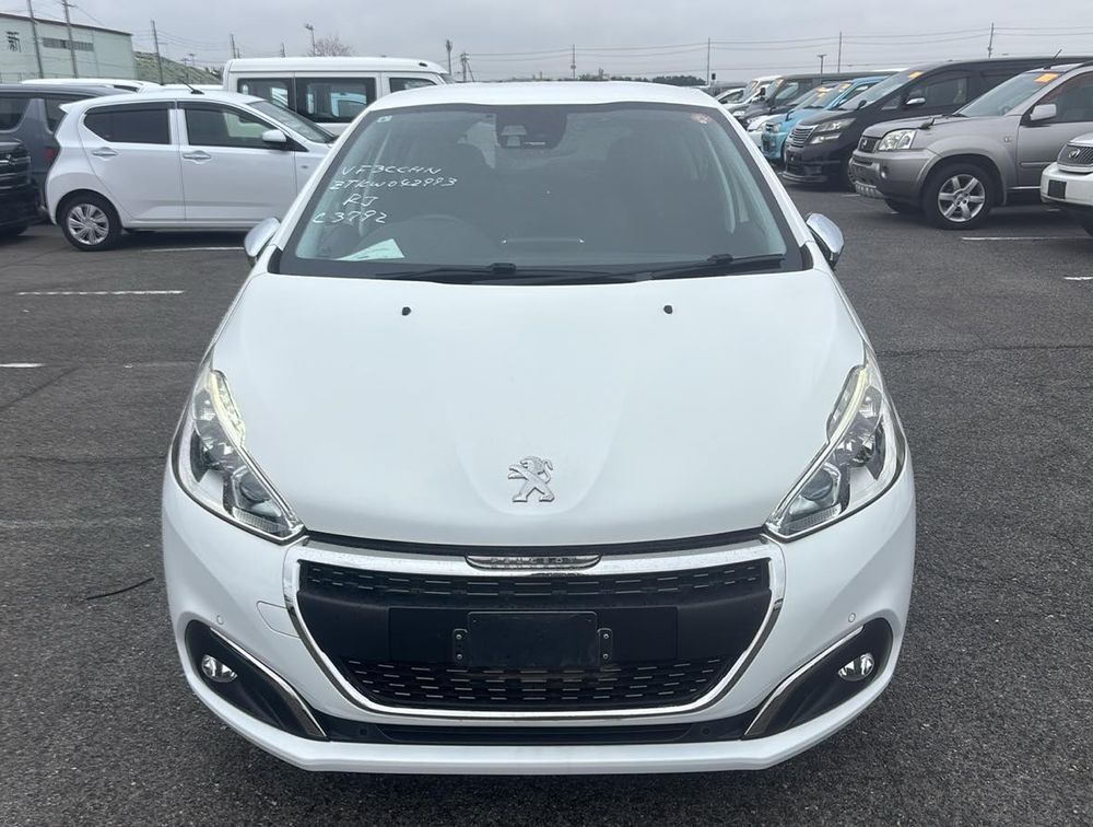 PEUGEOT 208 ALLURE - PRG Motors Ltd