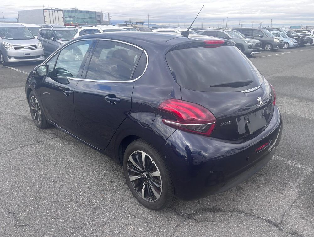 PEUGEOT 208 ALLURE - PRG Motors Ltd