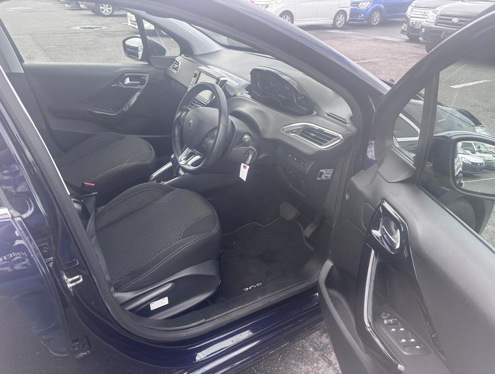 PEUGEOT 208 ALLURE - PRG Motors Ltd