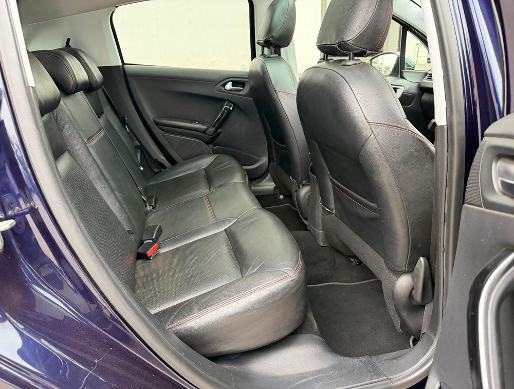 PEUGEOT 208 FULL LEATHER MOONROOF - PRG Motors Ltd