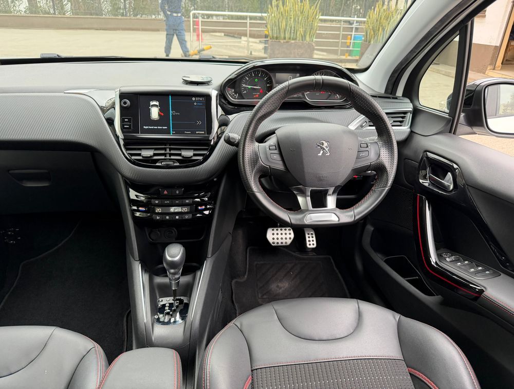 PEUGEOT 208 GTLINE BLACK PACK - PRG Motors Ltd