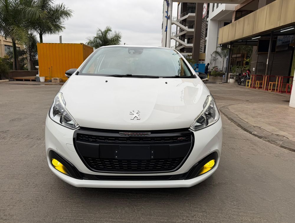 PEUGEOT 208 GTLINE BLACK PACK - PRG Motors Ltd