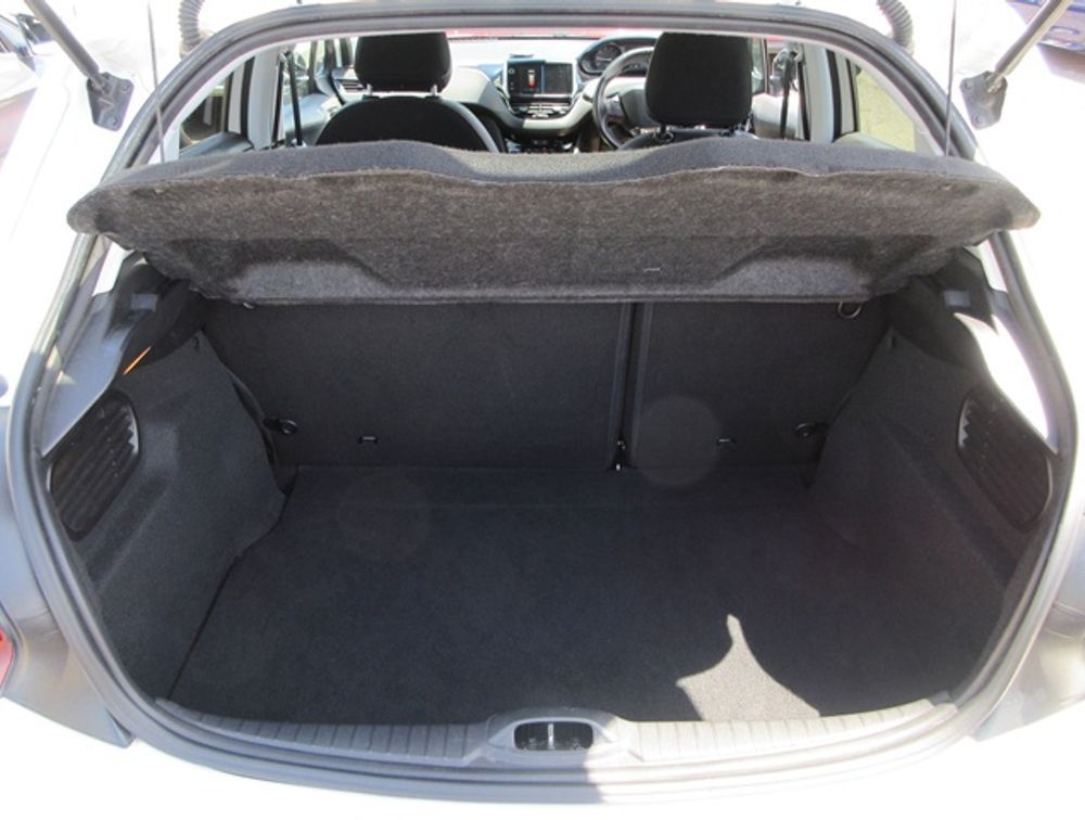 PEUGEOT 208 GTLINE BLACK PACK - PRG Motors Ltd