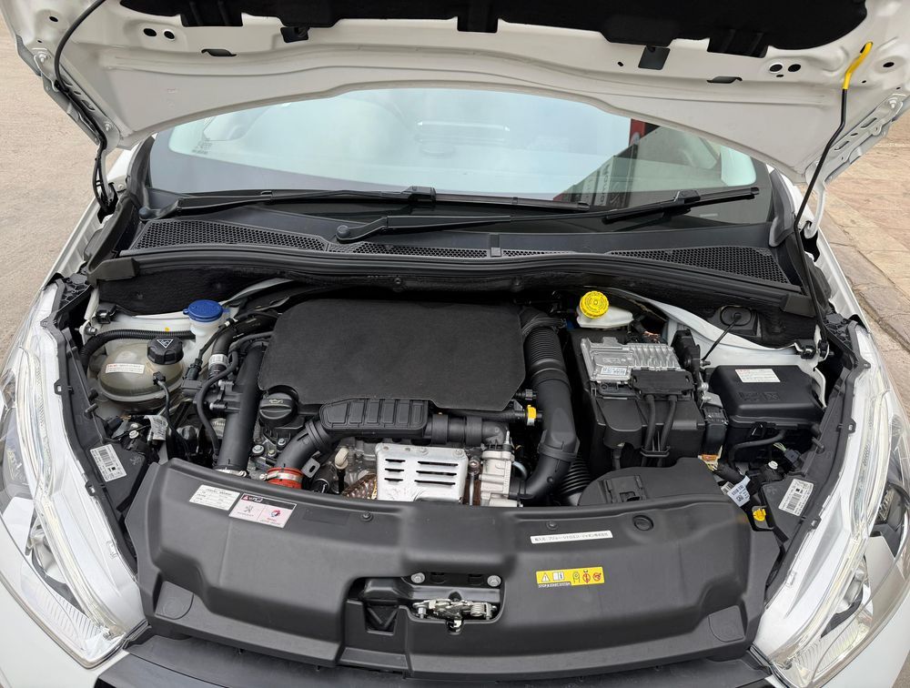 PEUGEOT 208 GTLINE BLACK PACK - PRG Motors Ltd
