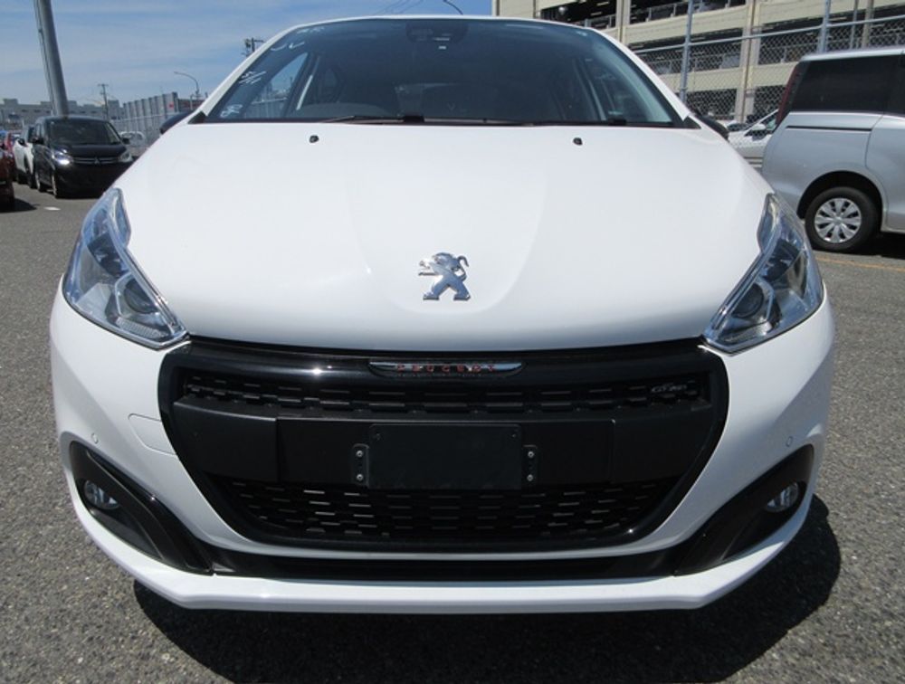 PEUGEOT 208 GTLINE BLACK PACK - PRG Motors Ltd