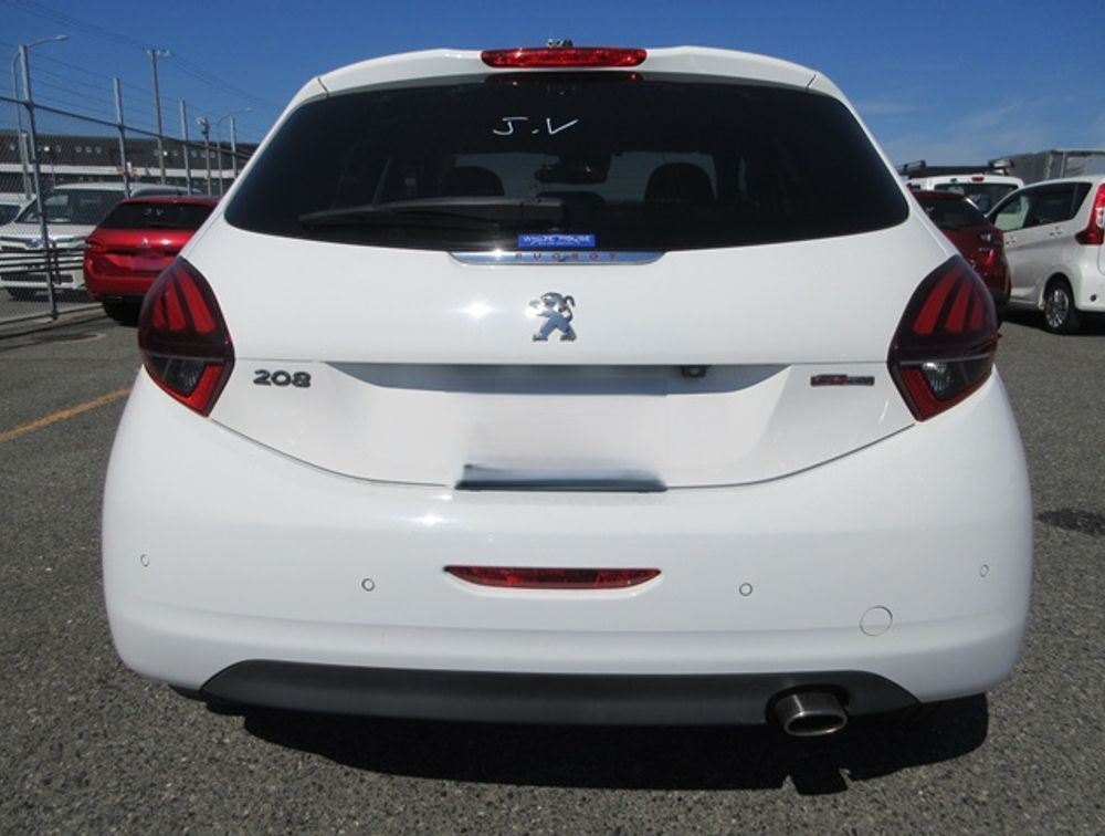 PEUGEOT 208 GTLINE BLACKPACK - PRG Motors Ltd