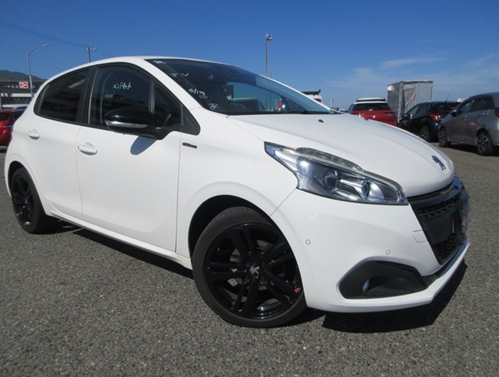 PEUGEOT 208 GTLINE BLACKPACK