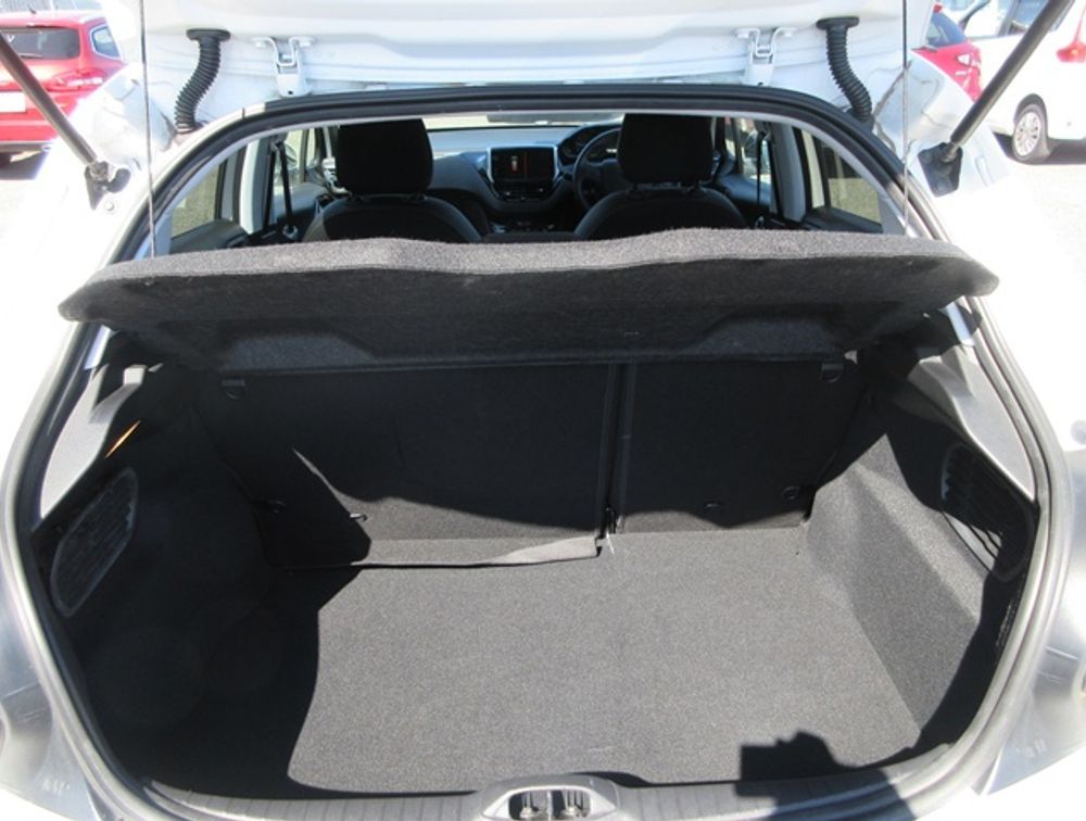 PEUGEOT 208 GTLINE BLACKPACK - PRG Motors Ltd