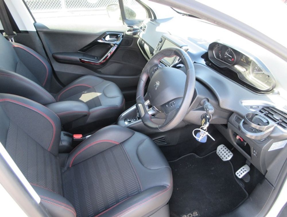 PEUGEOT 208 GTLINE BLACKPACK - PRG Motors Ltd