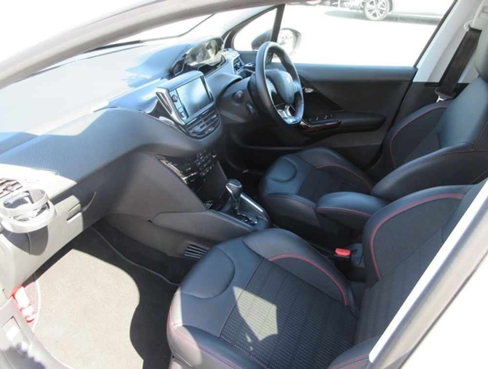 PEUGEOT 208 GTLINE BLACKPACK - PRG Motors Ltd