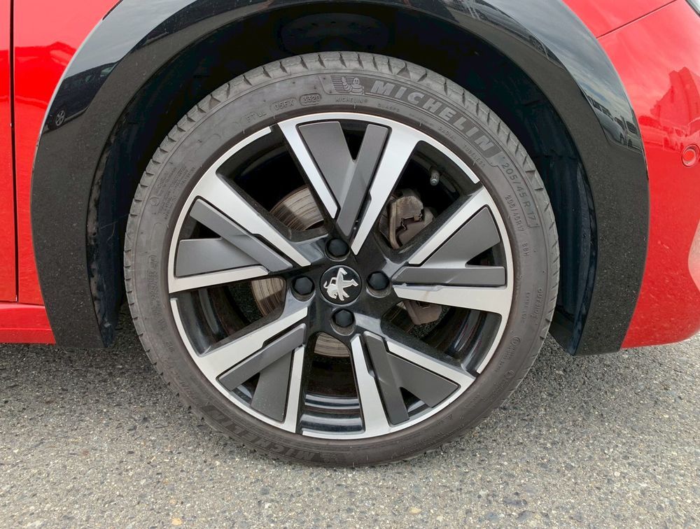 PEUGEOT 208 GTLINE NEWSHAPE SUNROOF - PRG Motors Ltd