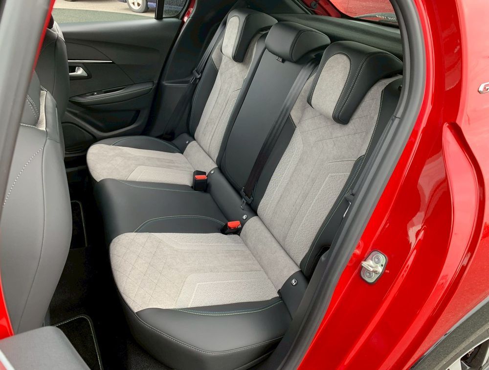 PEUGEOT 208 GTLINE NEWSHAPE SUNROOF - PRG Motors Ltd