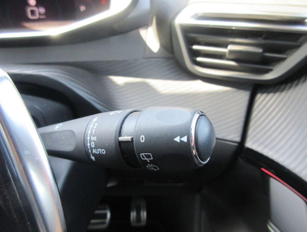 PEUGEOT 208 GTLINE NEWSHAPE - PRG Motors Ltd