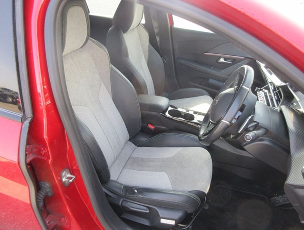 PEUGEOT 208 GTLINE NEWSHAPE - PRG Motors Ltd