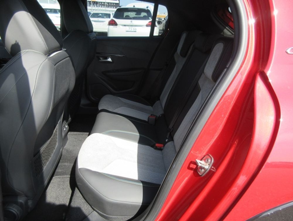 PEUGEOT 208 GTLINE NEWSHAPE - PRG Motors Ltd