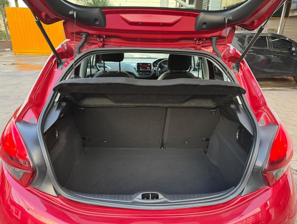 PEUGEOT 208 GTLINE - PRG Motors Ltd