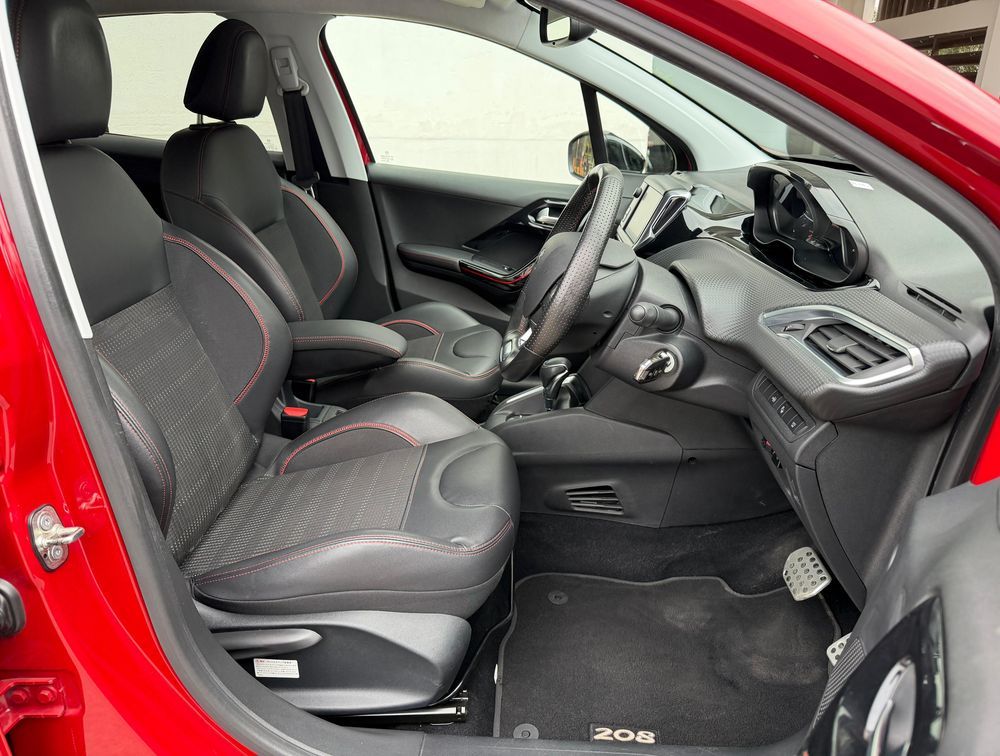 PEUGEOT 208 GTLINE - PRG Motors Ltd