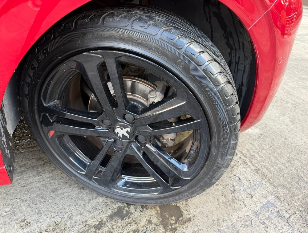 PEUGEOT 208 GTLINE - PRG Motors Ltd