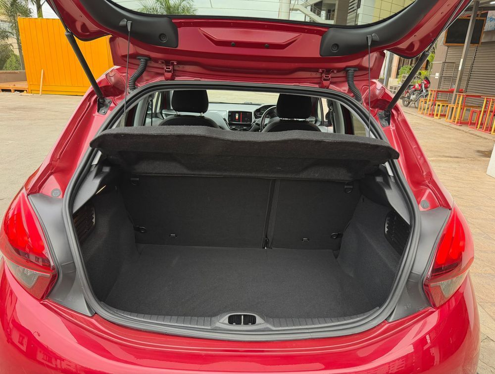 PEUGEOT 208 GTLINE - PRG Motors Ltd
