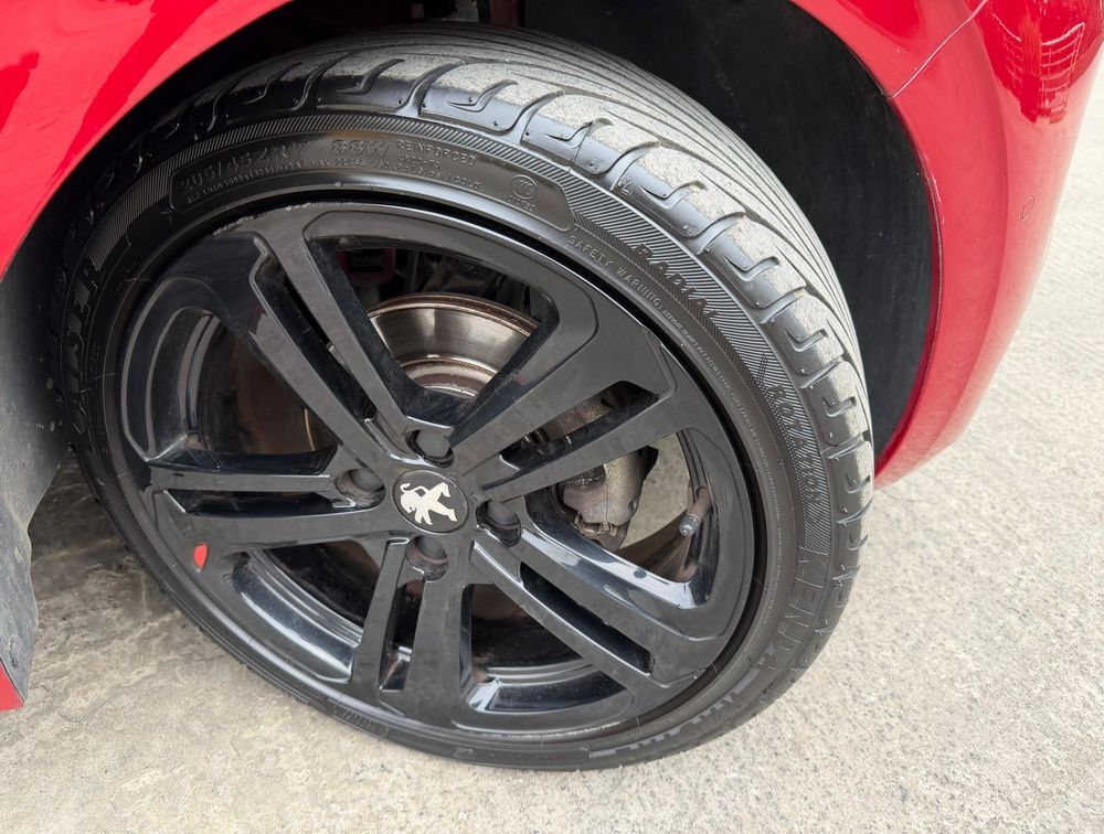 PEUGEOT 208 GTLINE - PRG Motors Ltd