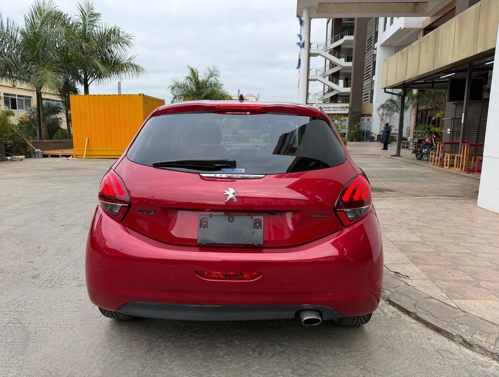 PEUGEOT 208 GTLINE - PRG Motors Ltd