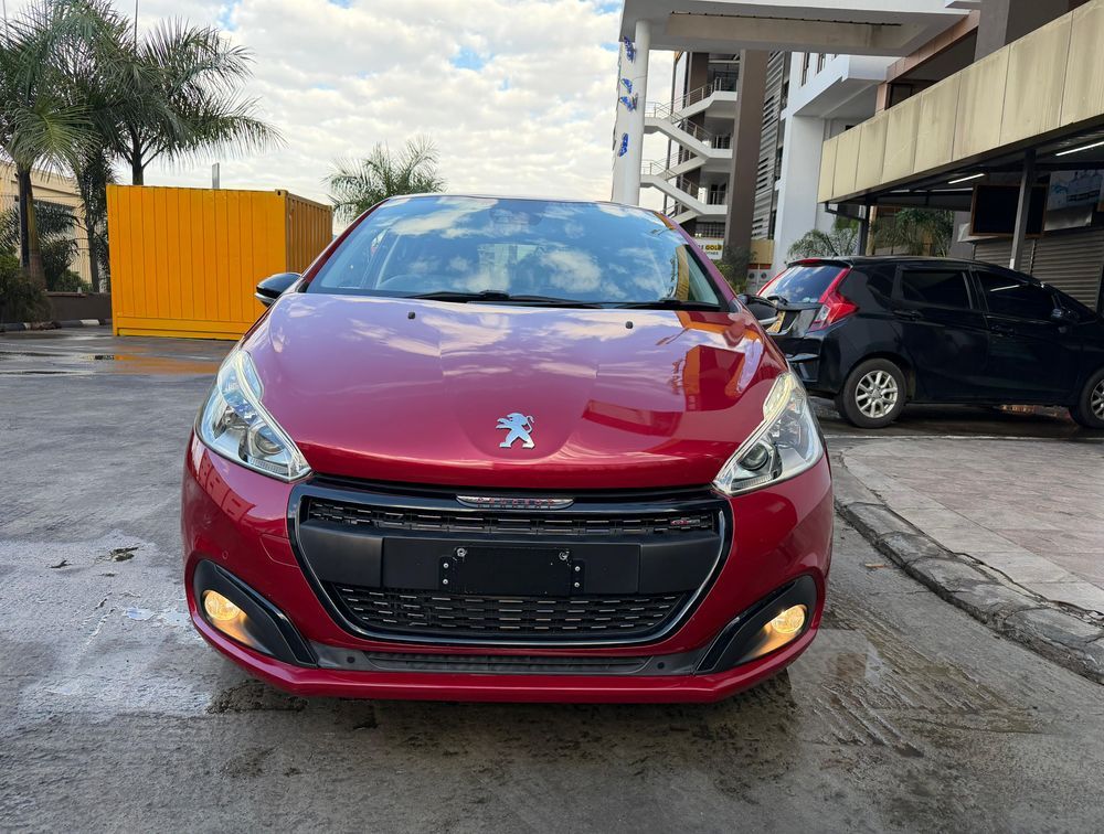 PEUGEOT 208 GTLINE - PRG Motors Ltd