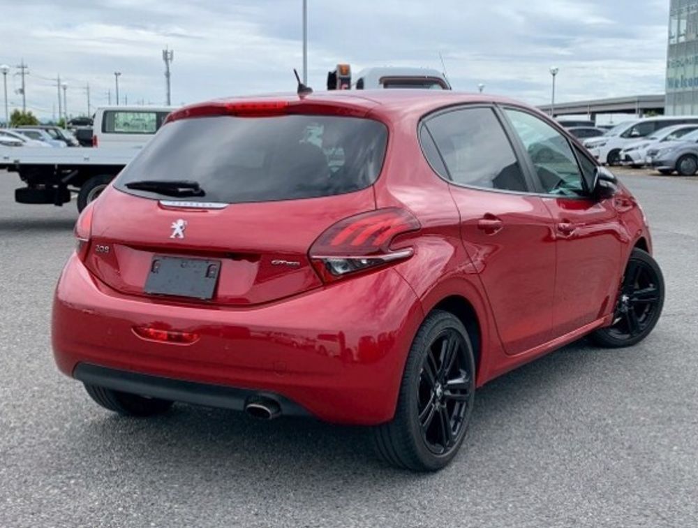 PEUGEOT 208 GTLINE - PRG Motors Ltd