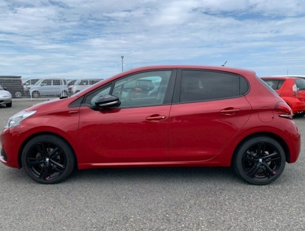 PEUGEOT 208 GTLINE - PRG Motors Ltd