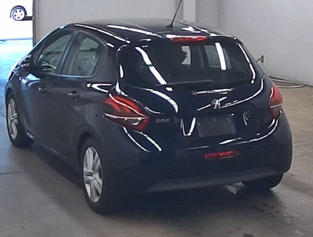 PEUGEOT 208 SIGNATURE - PRG Motors Ltd