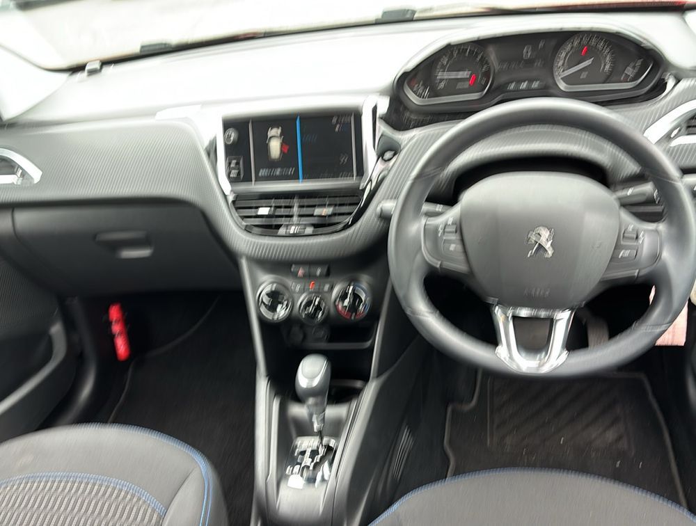 PEUGEOT 208 SIGNATURE - PRG Motors Ltd
