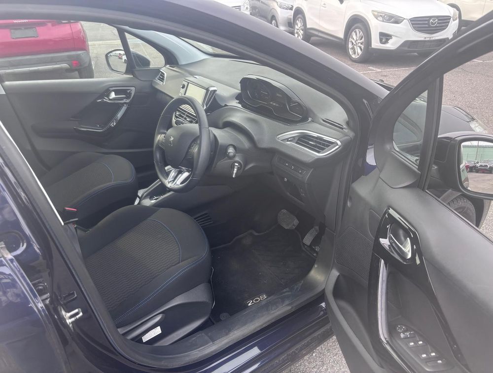 PEUGEOT 208 SIGNATURE - PRG Motors Ltd