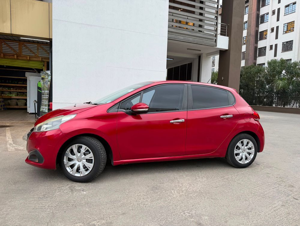 PEUGEOT 208 STYLE - PRG Motors Ltd