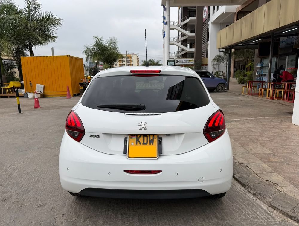 PEUGEOT 208 TECH EDITION - PRG Motors Ltd
