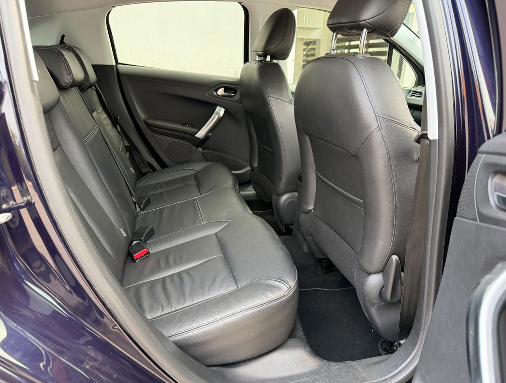 PEUGEOT 208 ALLURE LEATHER SEATS - PRG Motors Ltd