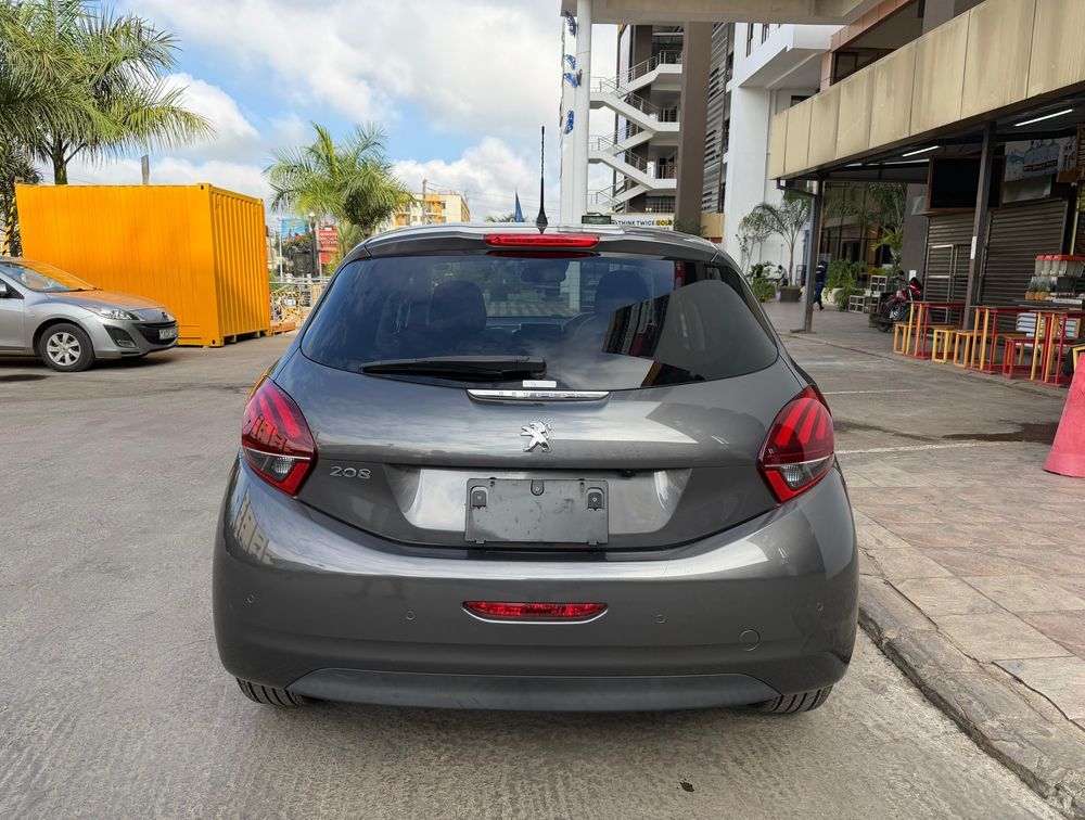 PEUGEOT 208 TECH EDITION - PRG Motors Ltd