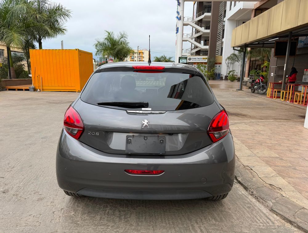 PEUGEOT 208 TECH EDITION - PRG Motors Ltd