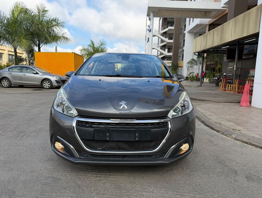 PEUGEOT 208 TECH EDITION - PRG Motors Ltd
