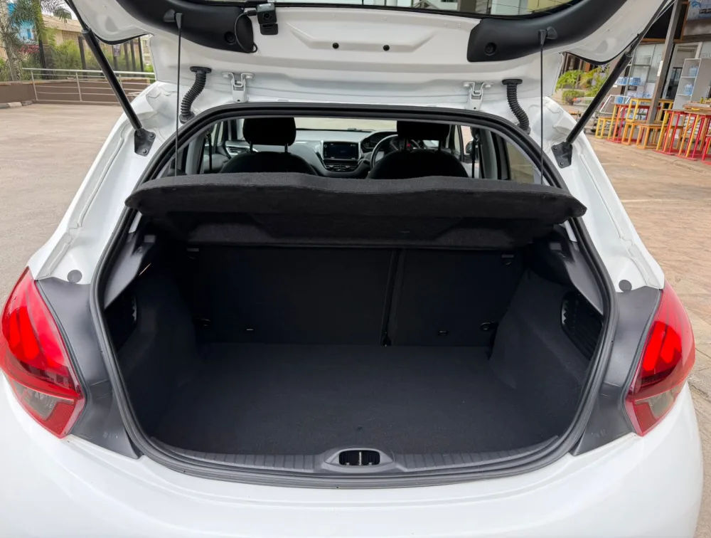 PEUGEOT 208 TECH EDITION - PRG Motors Ltd