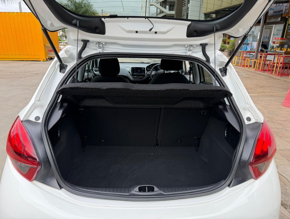 PEUGEOT 208 TECH EDITION - PRG Motors Ltd